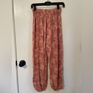Baggy Tie-Die Pants